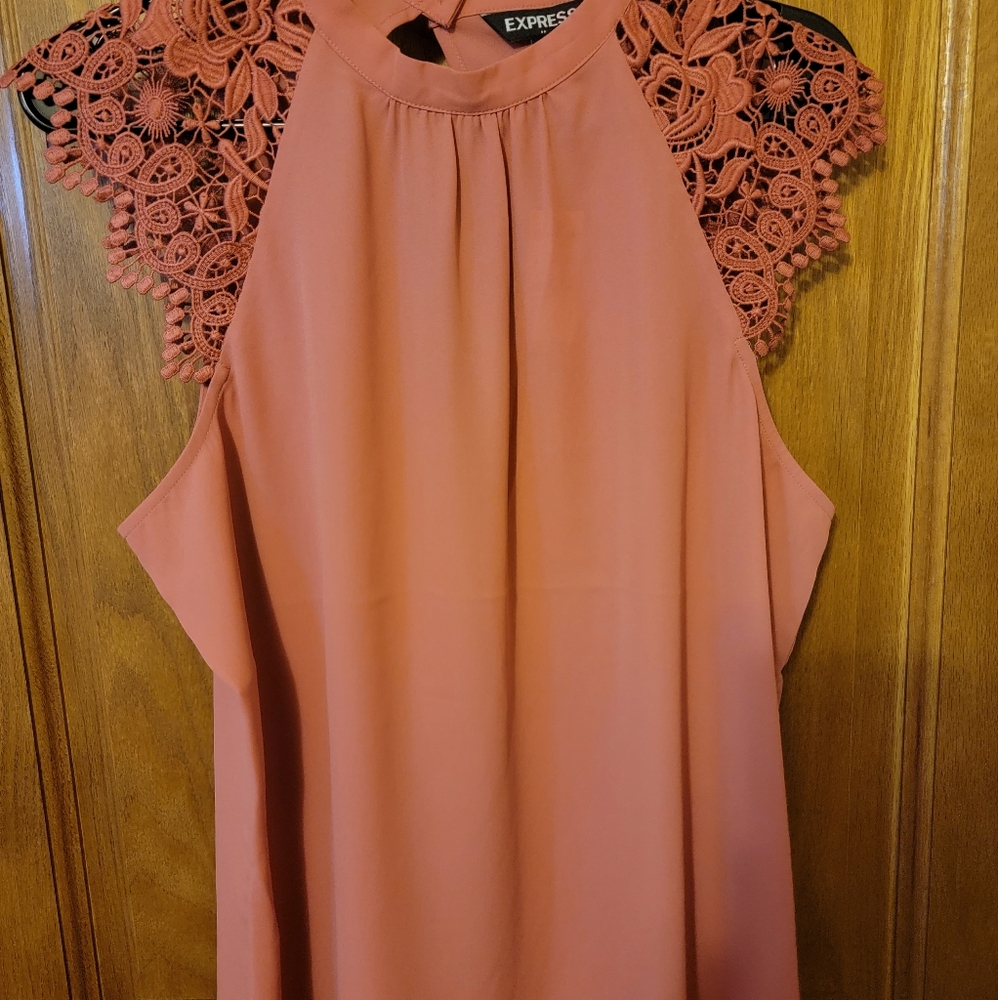 Express juniors top